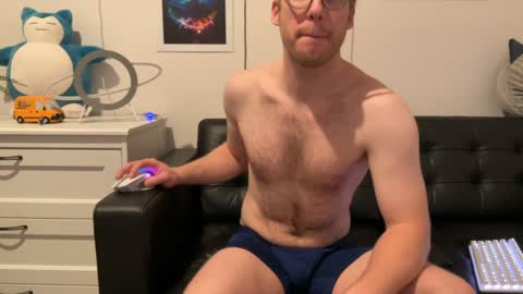 Snapshot of blueeyedtallguy chatting on 12.09.24 blueeyedtallguy online show from 12.09.24