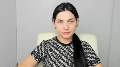 Snapshot of blum_kelly chatting on 09.09.25 Kelly online show from 09.09.25