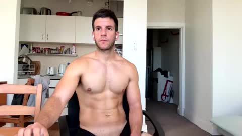 Snapshot of bondi333 chatting on 03.12.25 Bondi online show from 03.12.25