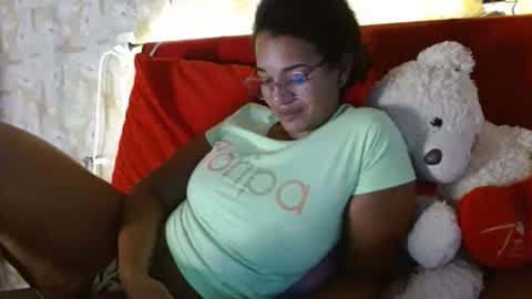 Snapshot of bonvivantb chatting on 12.22.24 Queen Bon Vivantt online show from 12.22.24