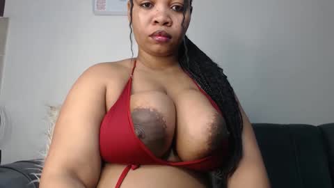 Snapshot of bootybangerxxx2 chatting on 11.09.25 bootybangerxxx2 online show from 11.09.25