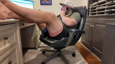 Snapshot of boredhorndog chatting on 09.16.25 Boredhorndog online show from 09.16.25