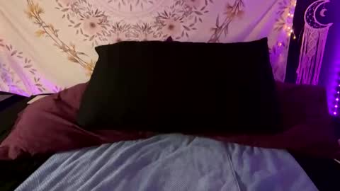 Snapshot of bossmomma chatting on 02.19.25 BossMom online show from 02.19.25