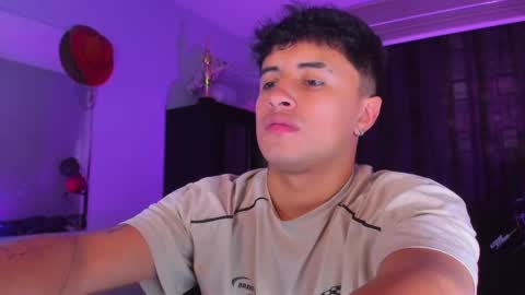 Snapshot of boy_nauthy chatting on 02.28.25 boy_nauthy online show from 02.28.25