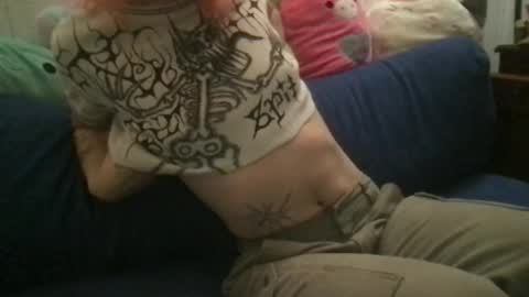 Snapshot of boywithbug chatting on 02.01.25 boywithbug online show from 02.01.25