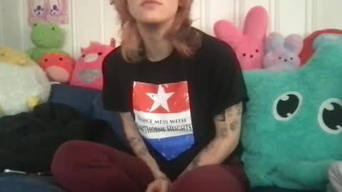 Snapshot of boywithbug chatting on 02.13.25 boywithbug online show from 02.13.25