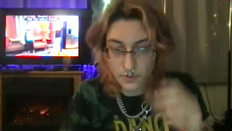 Snapshot of boywithbug chatting on 03.07.25 boywithbug online show from 03.07.25