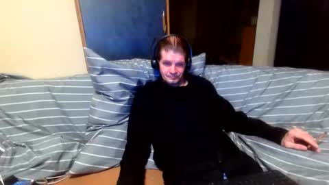 Snapshot of bponie1 chatting on 09.15.25 bponie1 online show from 09.15.25