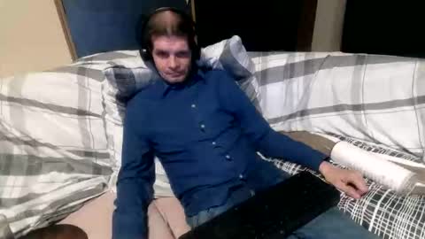 Snapshot of bponie1 chatting on 09.22.25 bponie1 online show from 09.22.25