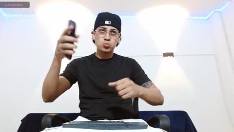 Snapshot of br4ndon_cooper chatting on 11.01.25 Brandon online show from 11.01.25