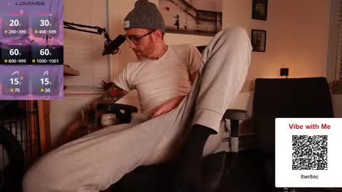 Snapshot of bradbronton chatting on 02.14.25 BradBronton online show from 02.14.25