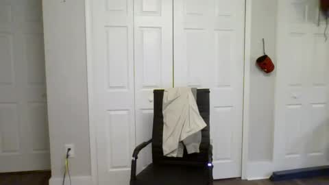 Snapshot of bradley203470 chatting on 02.11.25 bradley203470 online show from 02.11.25