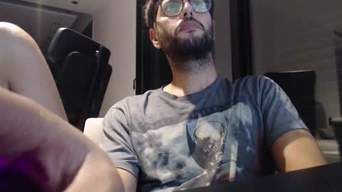 Snapshot of brads91 chatting on 11.08.25 brads online show from 11.08.25