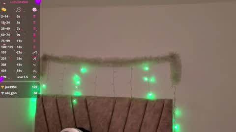 Snapshot of brave_heart__ chatting on 09.18.25 Khate online show from 09.18.25