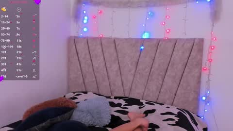 Snapshot of brave_heart__ chatting on 10.23.25 Khate online show from 10.23.25