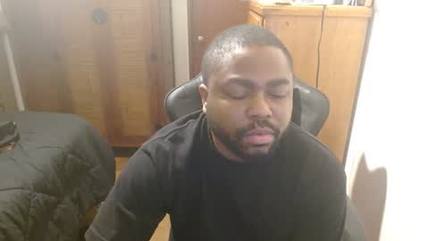 Snapshot of breadw1nnah chatting on 12.10.24 Breadw1nnah online show from 12.10.24