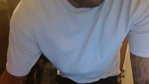 Snapshot of breadw1nnah chatting on 01.16.25 Breadw1nnah online show from 01.16.25