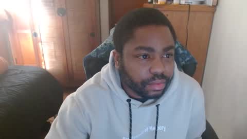 Snapshot of breadw1nnah chatting on 02.08.25 Breadw1nnah online show from 02.08.25