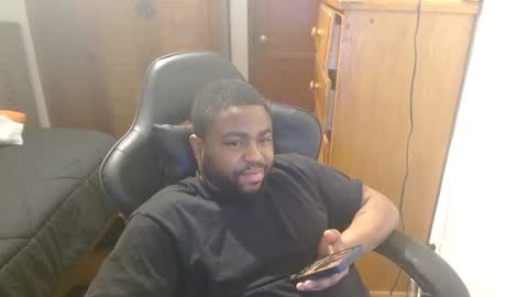 Snapshot of breadw1nnah chatting on 03.11.25 Breadw1nnah online show from 03.11.25