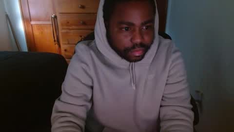 Snapshot of breadw1nnah chatting on 10.21.25 Breadw1nnah online show from 10.21.25