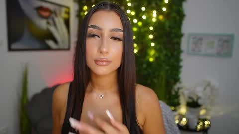 Snapshot of bree__morgan chatting on 09.12.25 Bree online show from 09.12.25