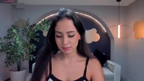 Snapshot of brennawalker chatting on 02.25.25 Brenna Walker IG 4lexandracasas online show from 02.25.25
