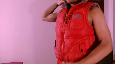 Snapshot of breno_wolf chatting on 10.31.25 David online show from 10.31.25