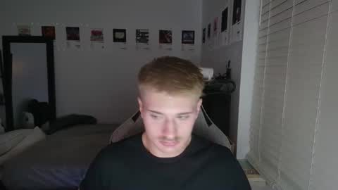 Snapshot of brentbarbasol chatting on 11.10.25 BrentBarbasol online show from 11.10.25