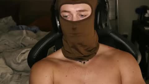 Snapshot of brentonverde chatting on 11.08.25 brentonverde online show from 11.08.25