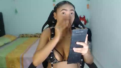 Snapshot of brigitte_6 chatting on 03.11.25 brigitte online show from 03.11.25