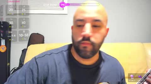 Snapshot of brokenmike31 chatting on 10.12.25 Brokenmike online show from 10.12.25