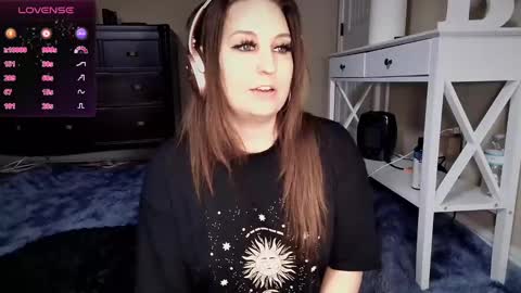 Snapshot of brookebee27 chatting on 01.23.25 brookebee online show from 01.23.25