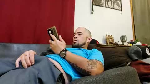 Snapshot of brownboyt chatting on 09.23.25 brownboyt online show from 09.23.25