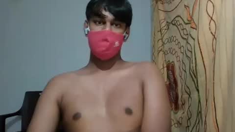 Snapshot of brownguy2505 chatting on 01.17.25 brownguy2505 online show from 01.17.25