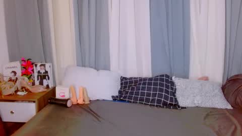 Snapshot of brownsausageroberta chatting on 09.17.25 Roberta GODDESS OF PLEASURE AND SEXUALDESIRE online show from 09.17.25