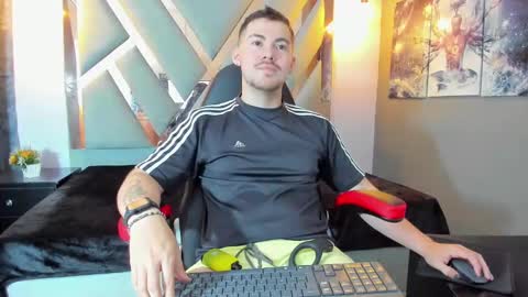 Snapshot of brunowalkerr chatting on 10.15.25 Say me Bruno online show from 10.15.25