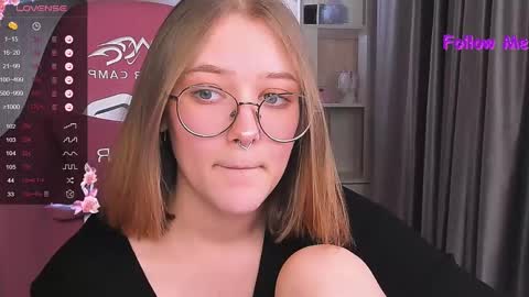 Snapshot of bubble_bunny chatting on 12.10.24 Ruby online show from 12.10.24