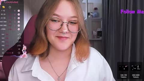 Snapshot of bubble_bunny chatting on 01.18.25 Ruby online show from 01.18.25