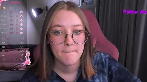 Snapshot of bubble_bunny chatting on 02.08.25 Ruby online show from 02.08.25