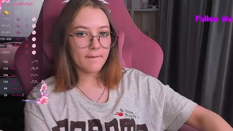 Snapshot of bubble_bunny chatting on 02.12.25 Ruby online show from 02.12.25