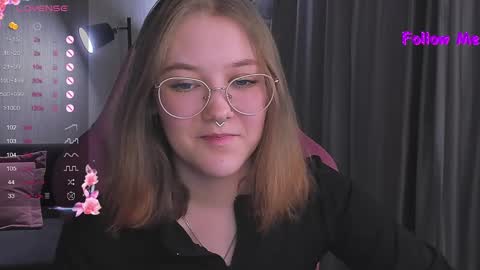 Snapshot of bubble_bunny chatting on 02.24.25 Ruby online show from 02.24.25