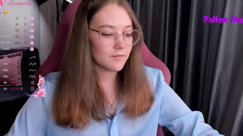 Snapshot of bubble_bunny chatting on 10.11.25 Ruby online show from 10.11.25