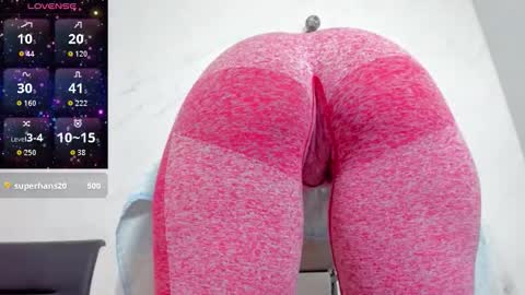 Snapshot of bubblebum4you chatting on 09.30.25 bubblebum4you online show from 09.30.25