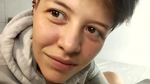 Snapshot of bug2025 chatting on 09.24.25 bug2025 online show from 09.24.25