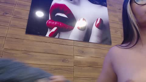 Snapshot of bunnyebony1 chatting on 01.28.25 Ashlye online show from 01.28.25