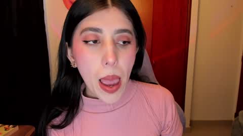 Snapshot of bunnyy09 chatting on 12.22.24 Jess online show from 12.22.24