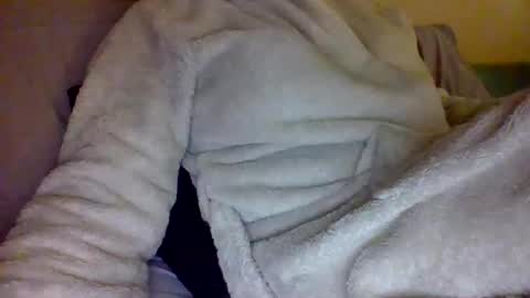 Snapshot of caligirl310r chatting on 01.25.25 Caligurl   Queen    Head Fluffer In Charge  Goddess of Cocktease   Mistress of Holes online show from 01.25.25