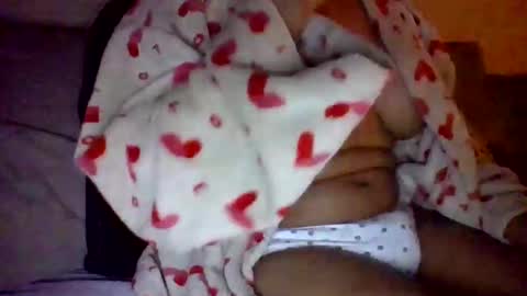 Snapshot of caligirl310r chatting on 03.08.25 Caligurl   Queen    Head Fluffer In Charge  Goddess of Cocktease   Mistress of Holes online show from 03.08.25