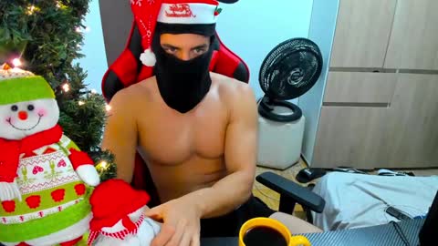 calihotcaliente27 online show from 12.19.24