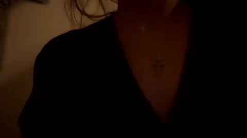 Snapshot of calishop1 chatting on 12.17.24 calishop1 online show from 12.17.24